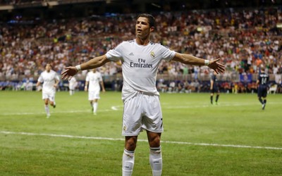 猫头鹰体育快讯-卡斯塔涅跑动距离全场第一